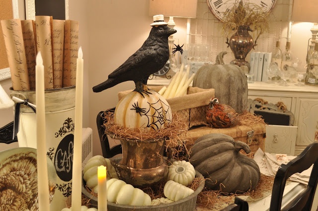 11 Awesome Rustic Halloween Decor Ideas