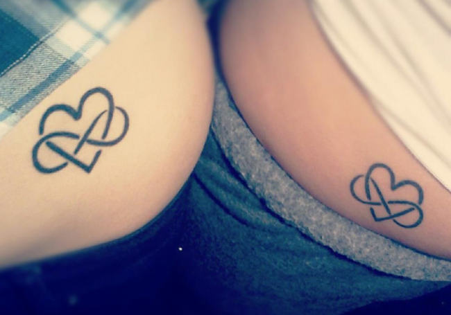 11 Awesome Small Friendship Tattoos