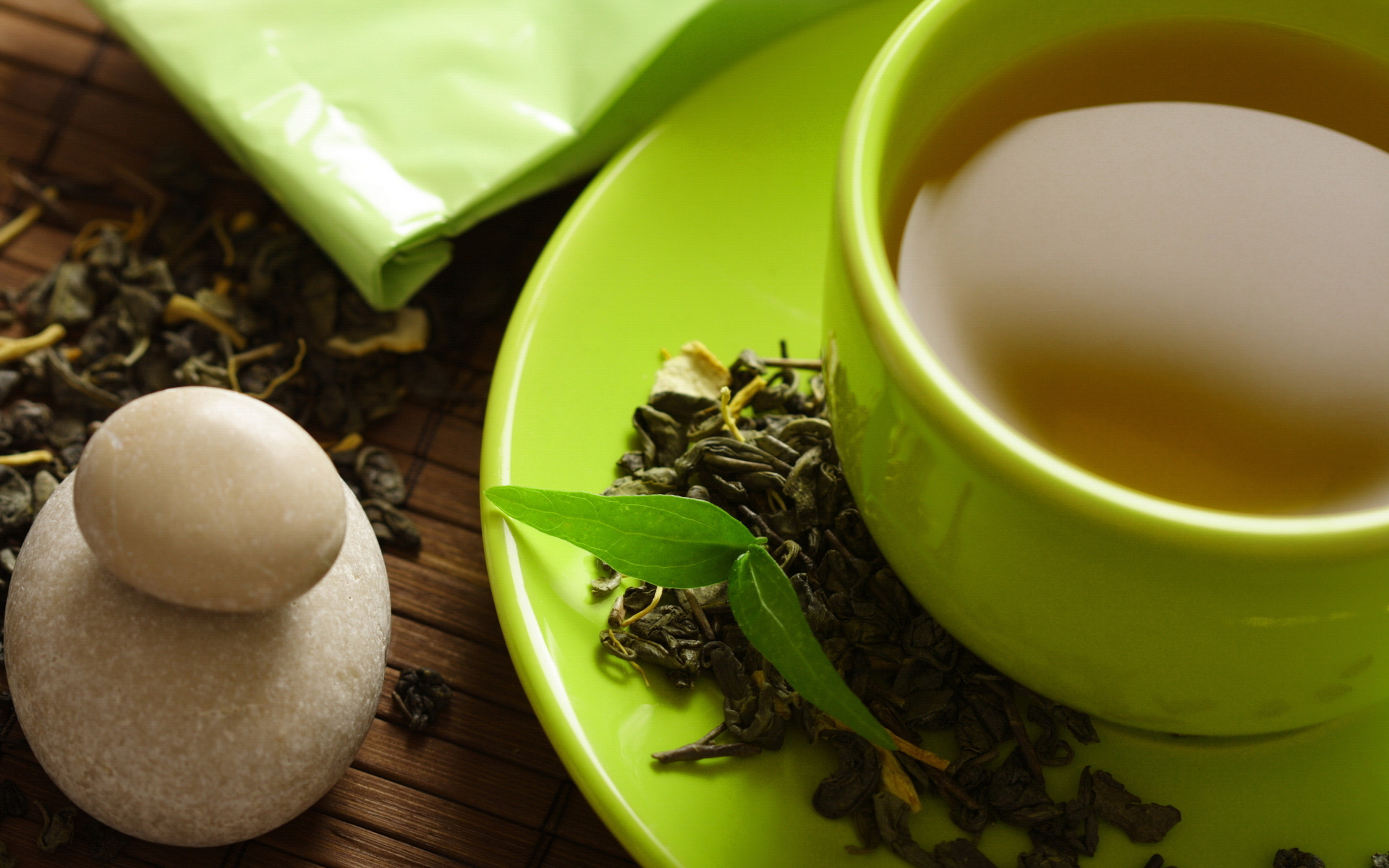 11 Awesome And Healthy Benefits Of Having Green Tea