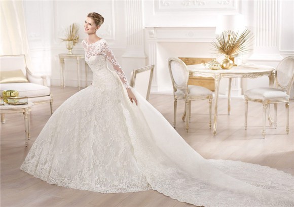 11 Awesome And Stunning A-Line Wedding Dresses