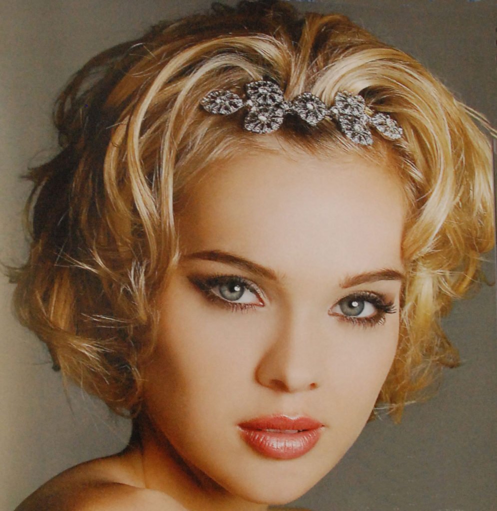 11 Awesome And Cute Wedding Hairstyles For Short Hair Awesome 11 11 Awesome And Cute Wedding Hairstyles For Short Hair Awesome 11