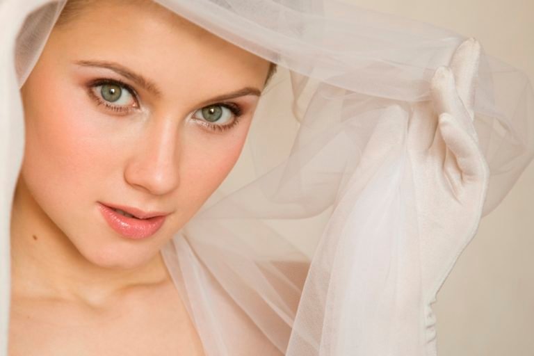 11+ Awesome And Stunning Bridal Makeup Ideas