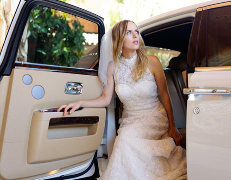 How to Choose a Luxury Wedding Rental Car